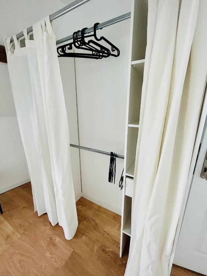 Appartement Cottage Au Coeur De Немур Екстериор снимка
