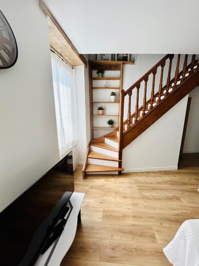 Appartement Cottage Au Coeur De Немур Екстериор снимка