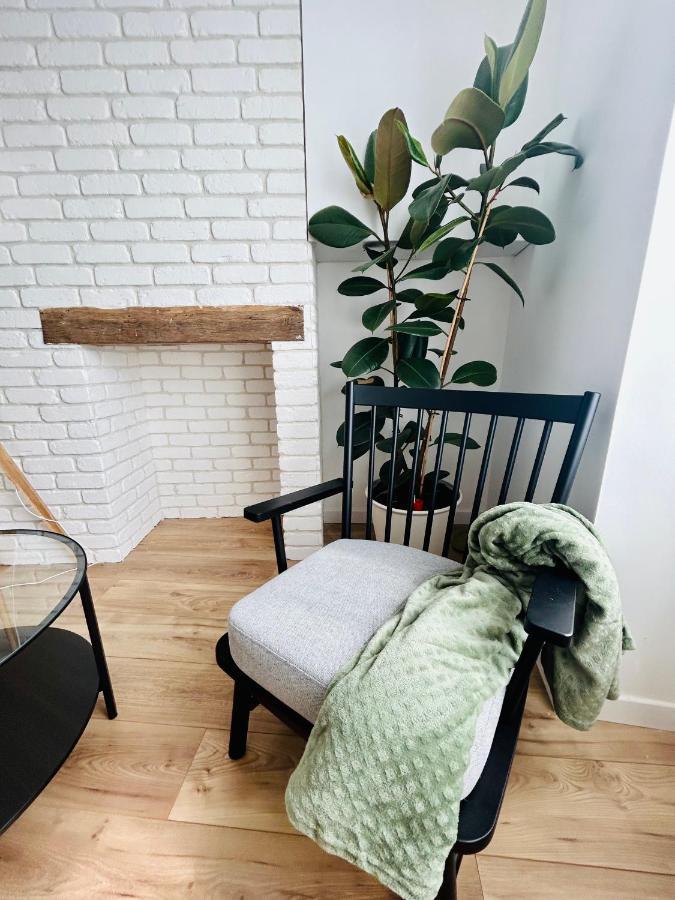 Appartement Cottage Au Coeur De Немур Екстериор снимка